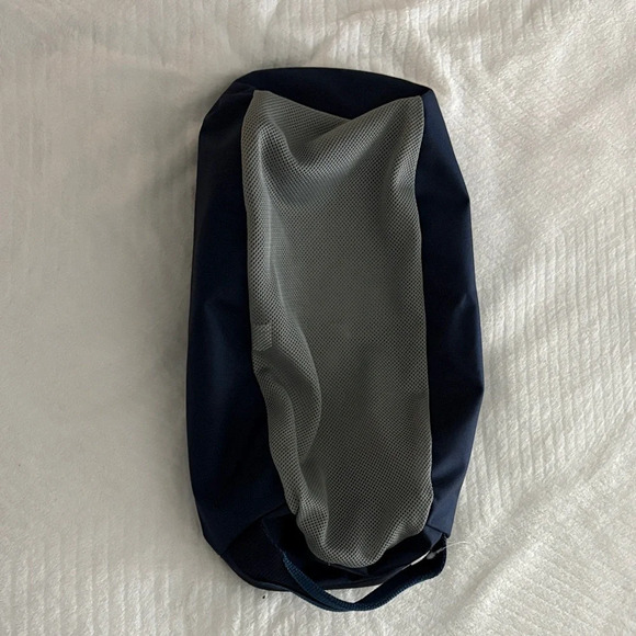 Thule Men's Navy and Black Belt Bag - Picture 2 of 3